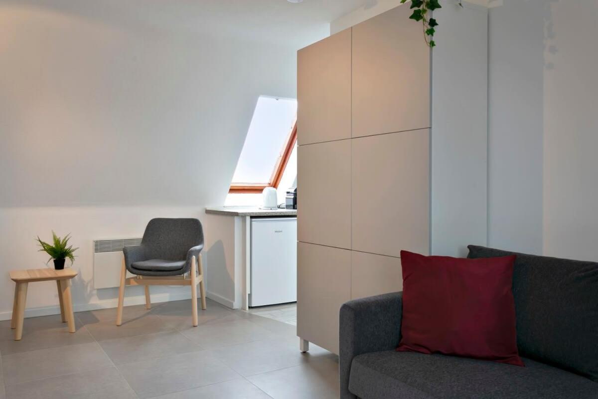 דה האן Huswell - Cozy And Roomy Studio With A Homely Feel מראה חיצוני תמונה